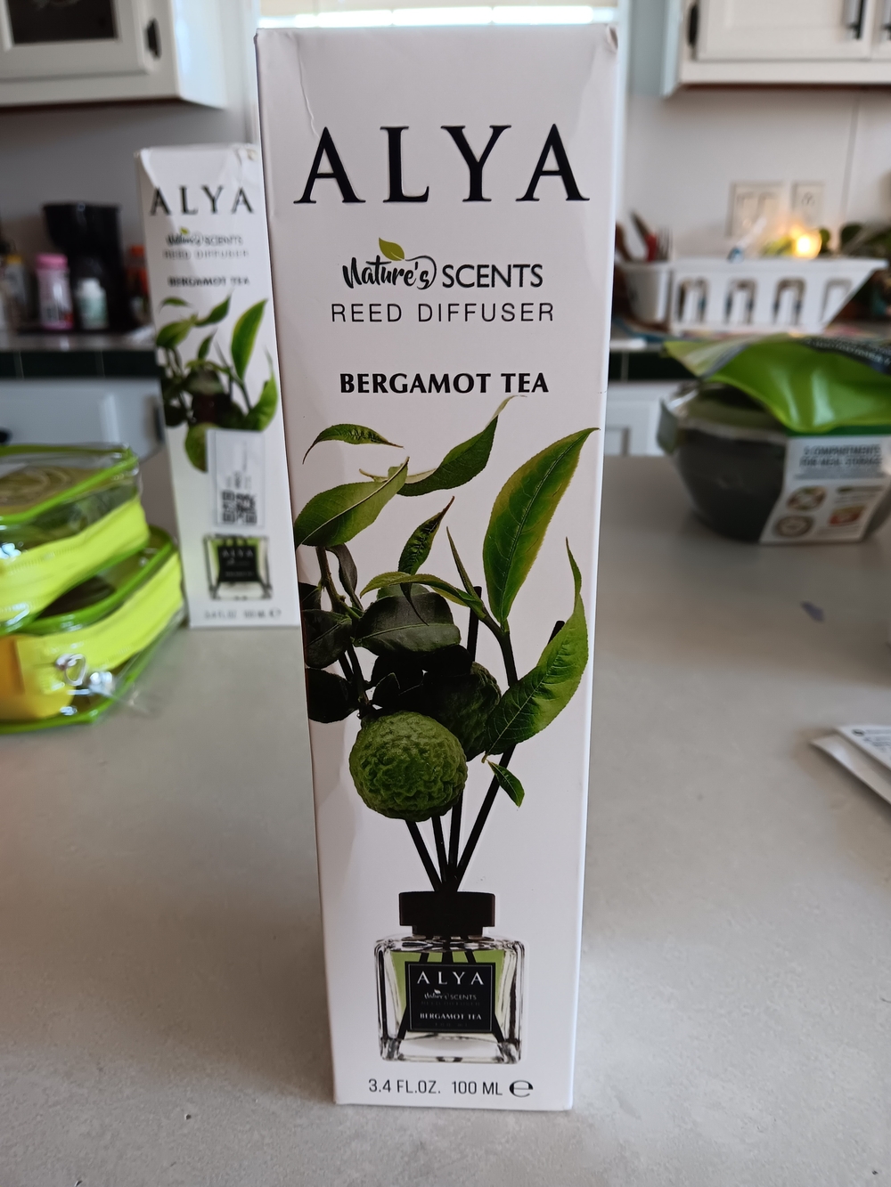 ALYA Bergamot Tea Reed Diffuser With Sticks.